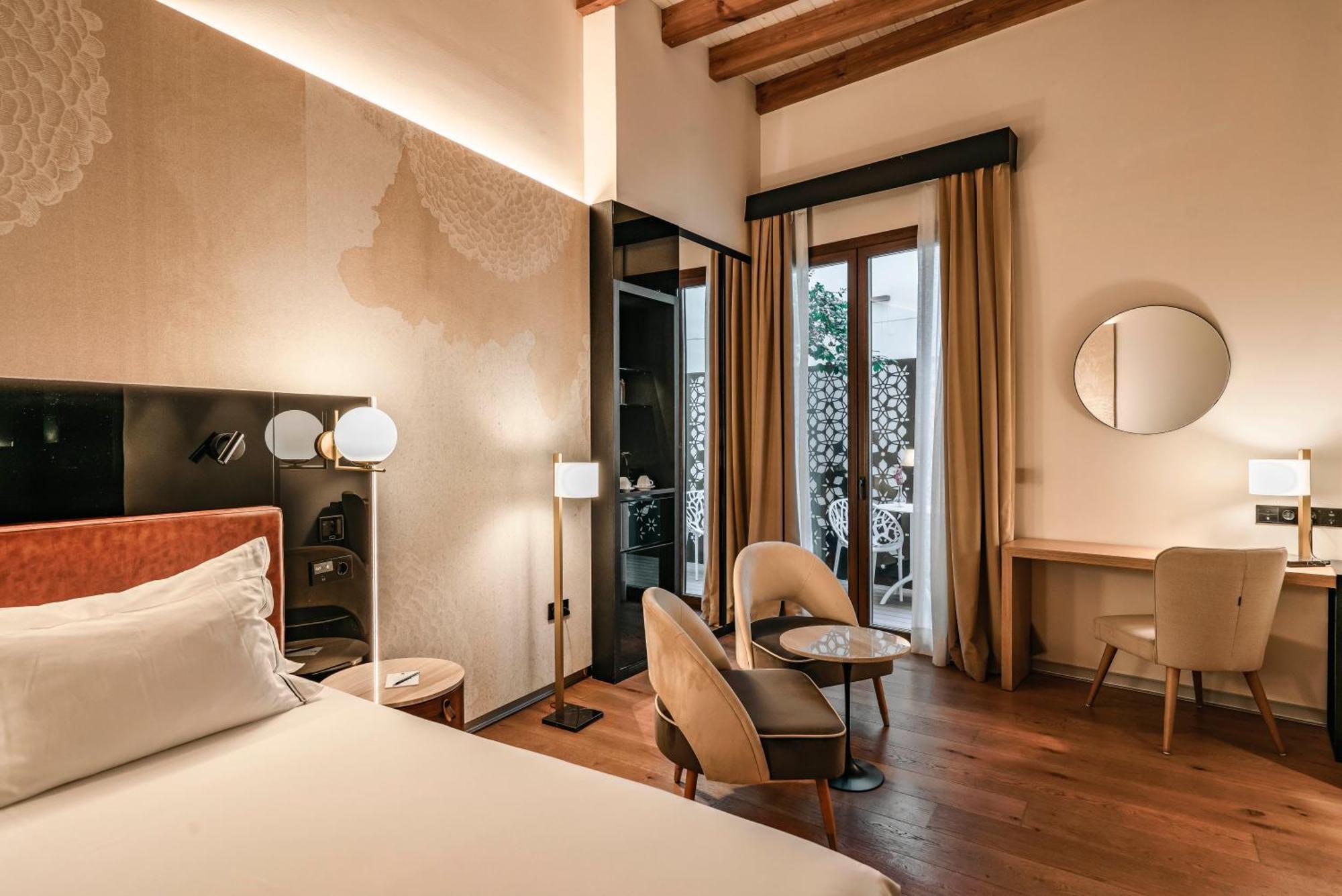 Hotel Vincci Seleccion Unuk 5 Gl Siviglia Esterno foto