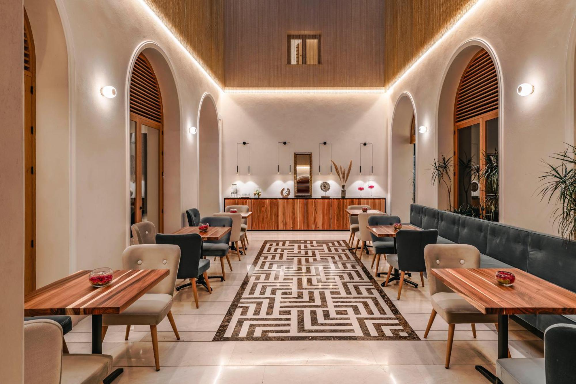 Hotel Vincci Seleccion Unuk 5 Gl Siviglia Esterno foto